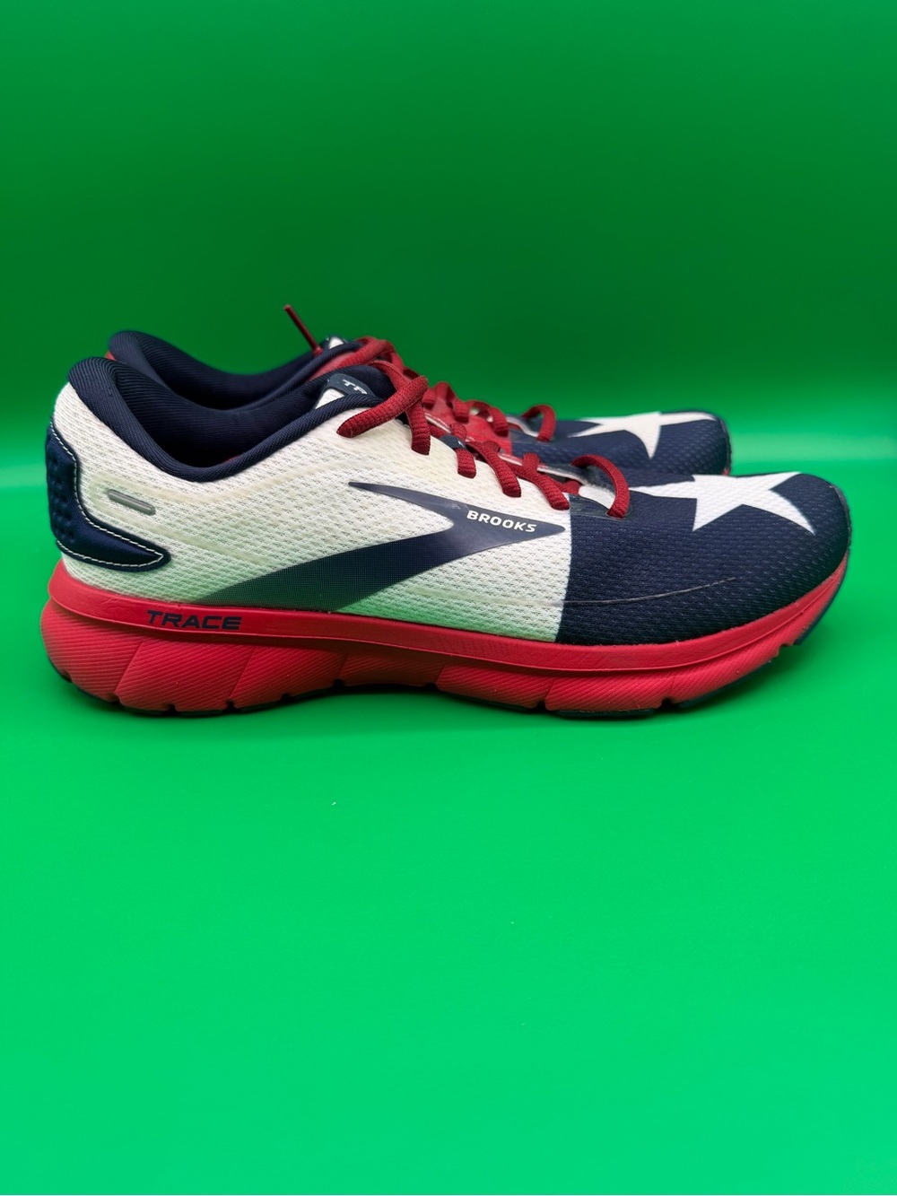 Brooks Trace 2 Women Texas USA Running Shoes Sneakers 1203751B689 SZ 9.5